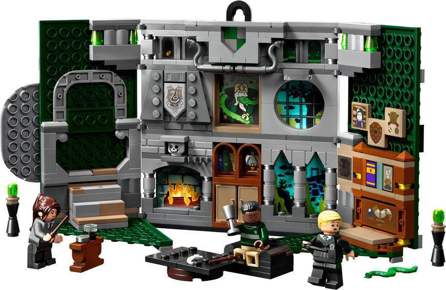 LEGO Конструктор Harry Potter Прапор гуртожитку Слизерин 76410 фото