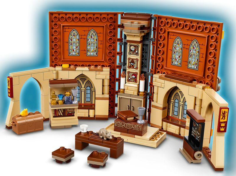 LEGO Конструктор Harry Potter™ У Гоґвортсі: урок трансфігурації 76382 фото